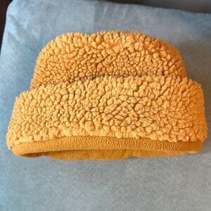 OshKosh brown fleece sherpa hat 4-7 A